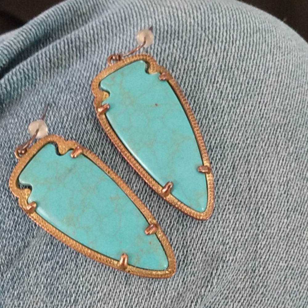 Kendra Scott earrings